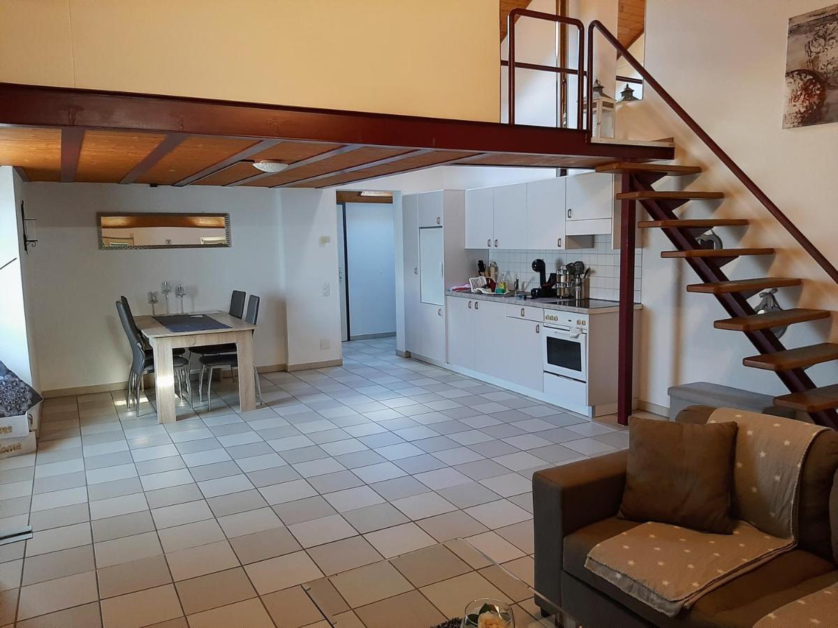 Holidays Homes Il Folletto Quartino 外观 照片