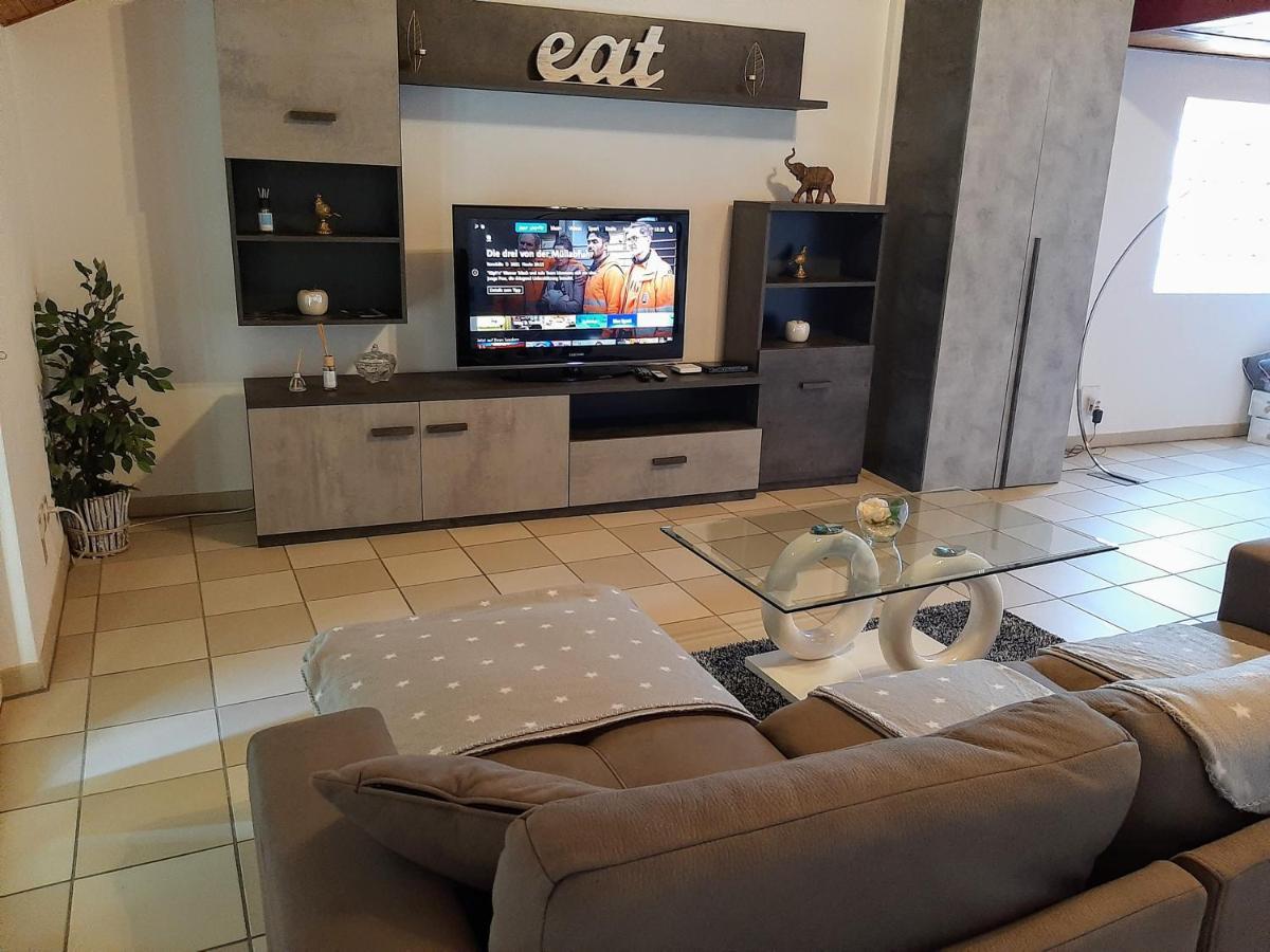 Holidays Homes Il Folletto Quartino 外观 照片