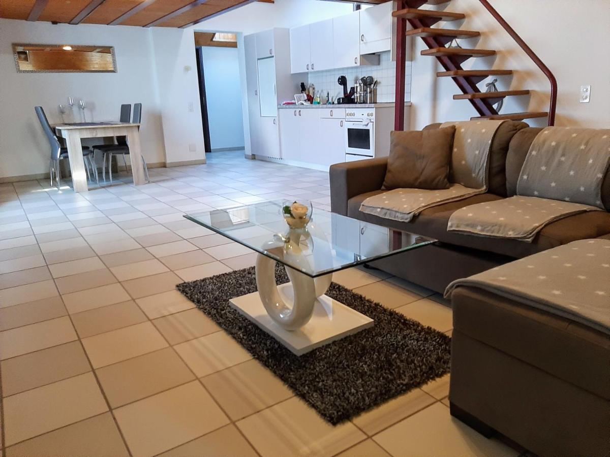 Holidays Homes Il Folletto Quartino 外观 照片