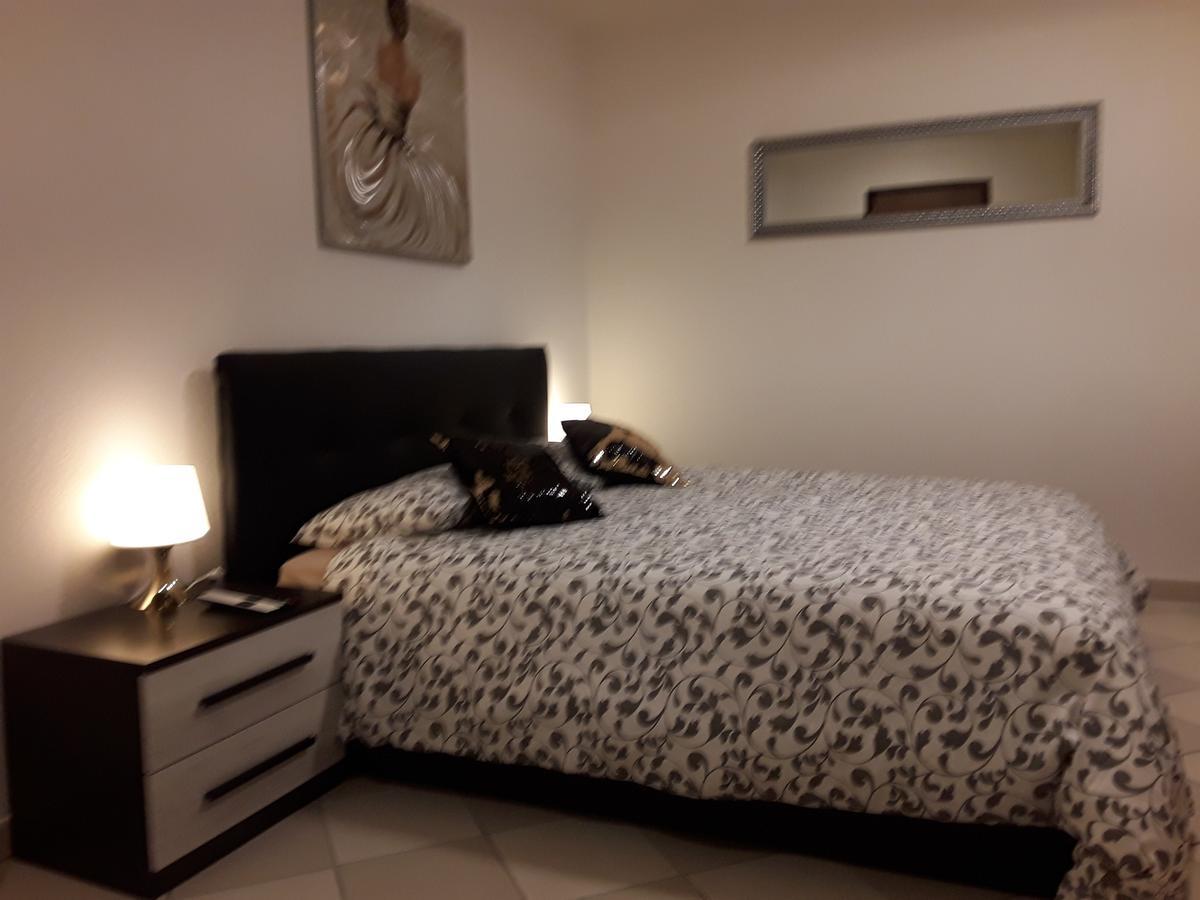 Holidays Homes Il Folletto Quartino 外观 照片