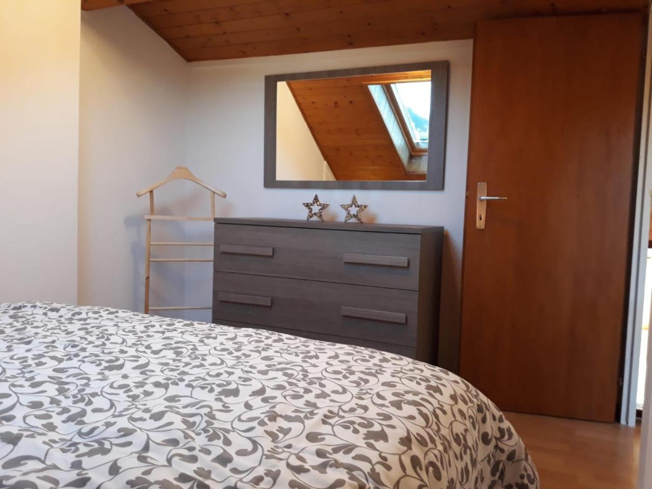 Holidays Homes Il Folletto Quartino 外观 照片