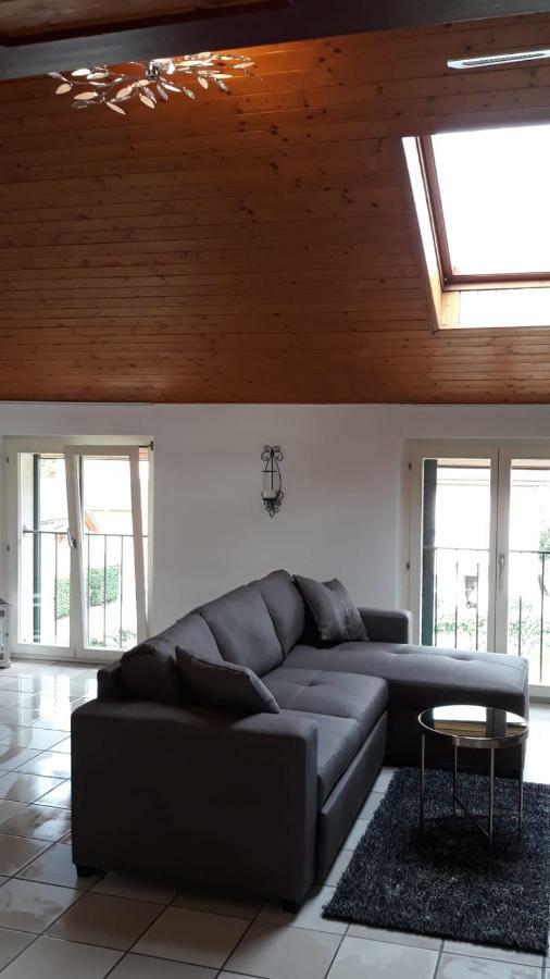 Holidays Homes Il Folletto Quartino 外观 照片